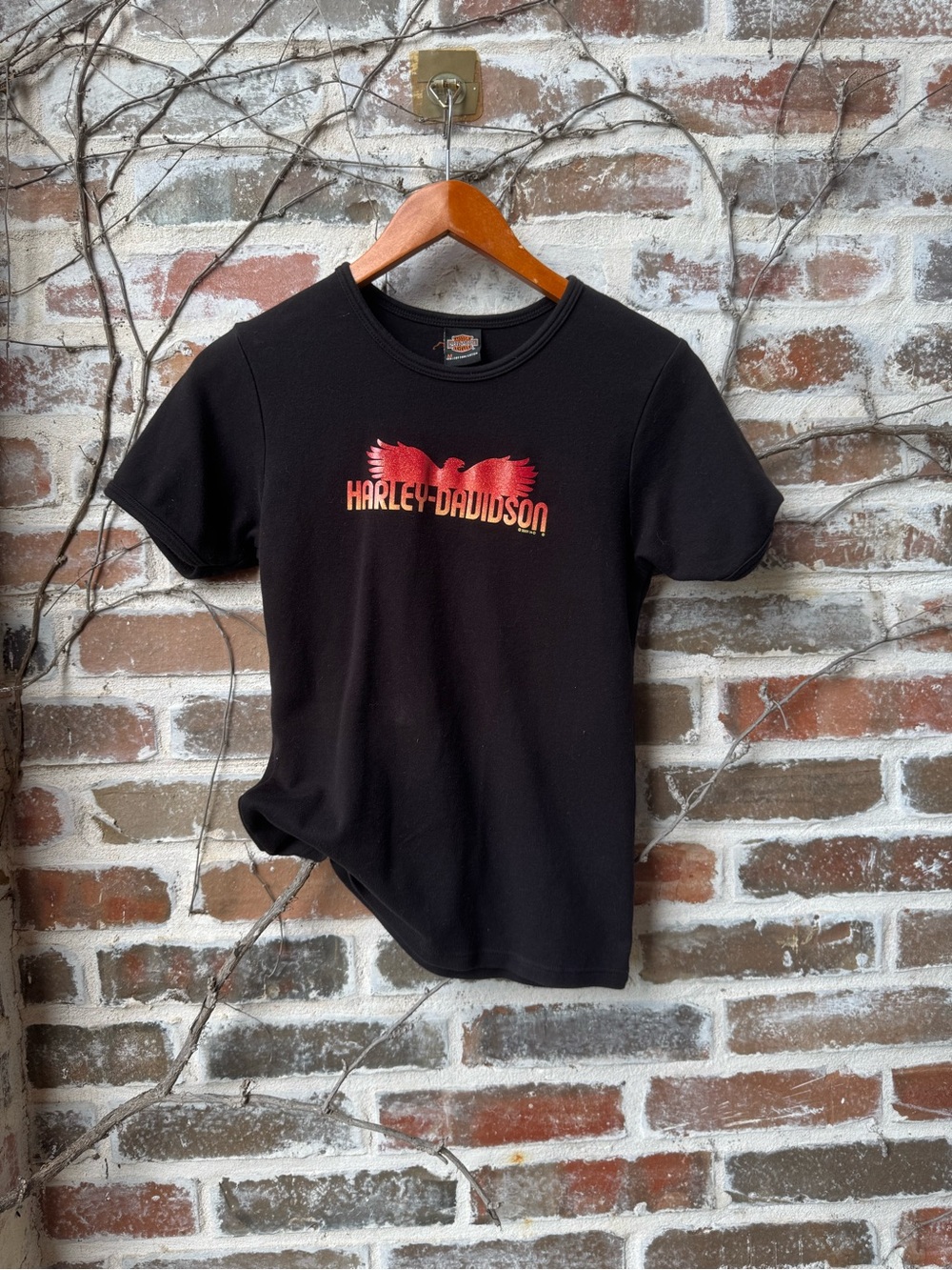 VTG Y2K Women's Harley-Davidson Frankfurt Germany Baby Tee M 🦅